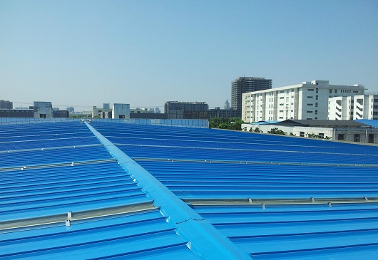 注意啦，運(yùn)城鋼結(jié)構(gòu)廠房屋面板施工要曉得這些